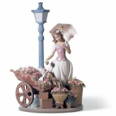 Статуэтка "Цветы для каждого" Lladro 01006809