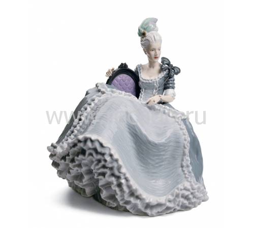 Статуэтка "Дама рококо на балу" Lladro 01008423