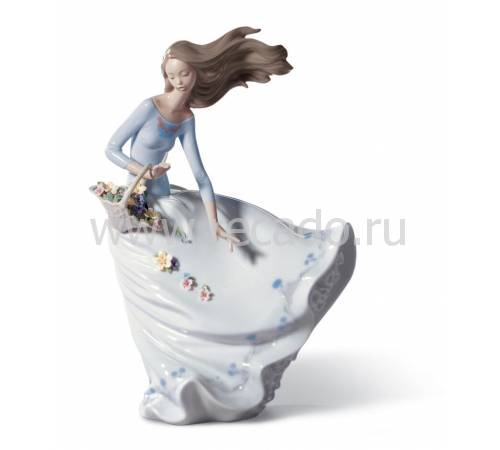 Статуэтка "Лепестки на ветру" Lladro 01006767