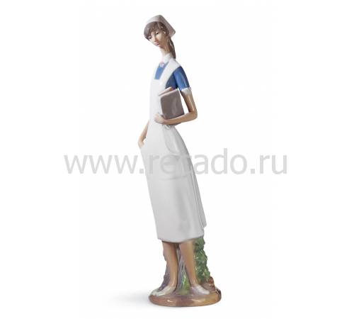 Статуэтка "Медсестра" Lladro 01004603