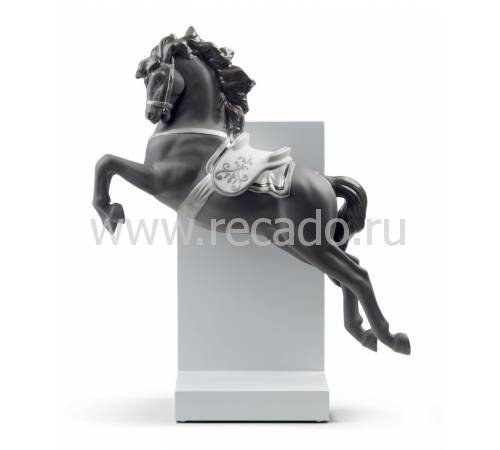 Статуэтка лошадь "Пируэт" Lladro 01008720