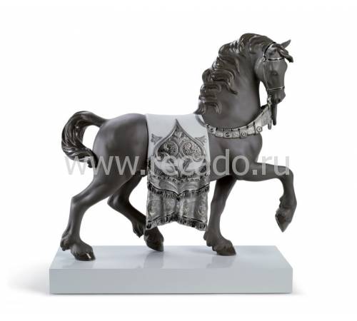 Статуэтка "Императорский конь" Lladro 01007168