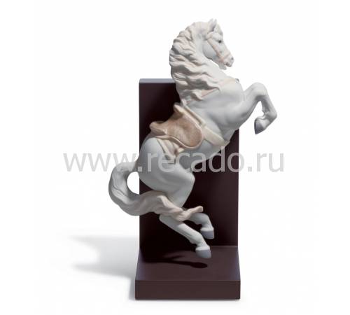 Статуэтка лошадь "Курбет" Lladro 01018254