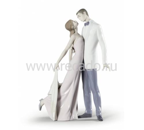 Статуэтка "Счастливая годовщина" Lladro 01006475