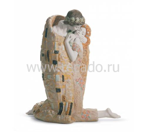 Статуэтка "Поцелуй" Lladro 01018204