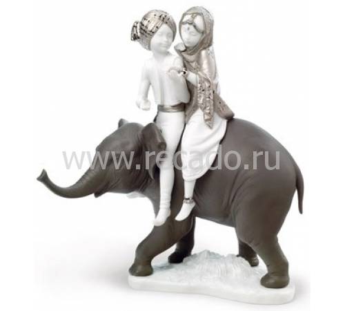 Статуэтка "Индийские дети на слоне" Lladro 01007169