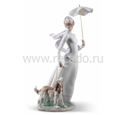 Статуэтка "Дама с шалью" Lladro 01008679