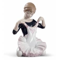 Статуэтка "Платье для дебюта" Lladro 01008771