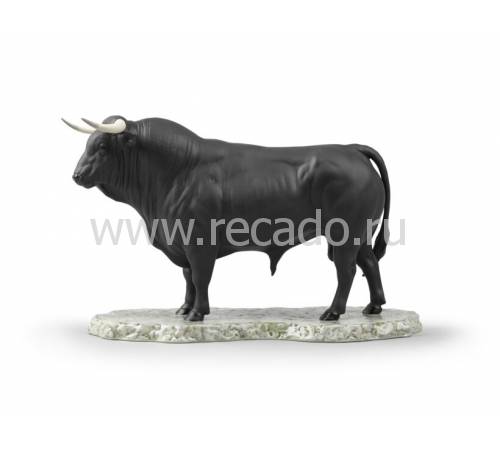 Статуэтка "Испанский бык" Lladro 01009239