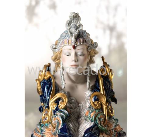 Статуэтка "Крылатая красота" Lladro 01001956