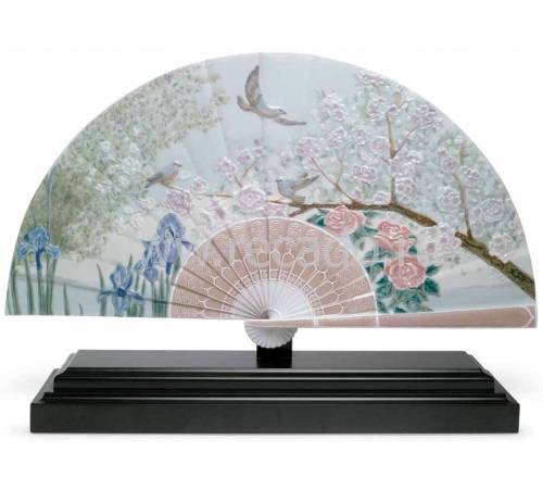 Веер "Цветы ириса и вишни" Lladro 01001936