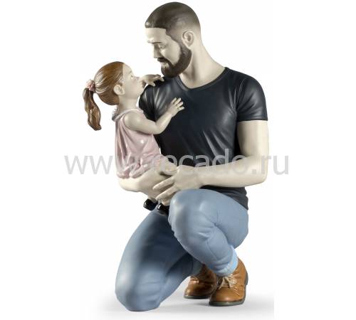 Статуэтка "Ребенок в руках папы" Lladro 01009391
