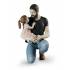 Статуэтка "Ребенок в руках папы" Lladro 01009391