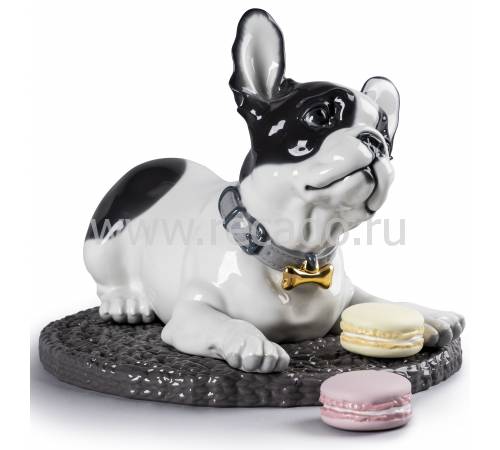 Статуэтка "Французский бульдог с макарунами" Lladro 01009398