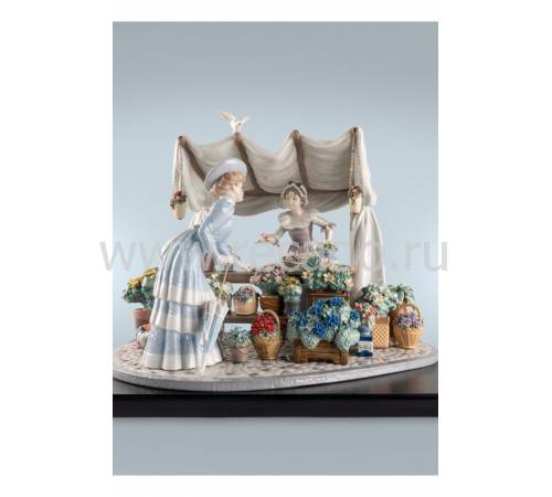 Статуэтка "Цветочный рынок" Lladro (Лимитированная серия 750 экз.) 01002023