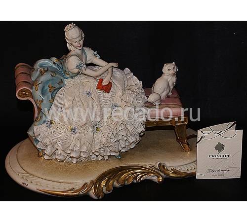 Статуэтка "Дама с кошкой на скамейке" Porcellane Principe 1097/PP