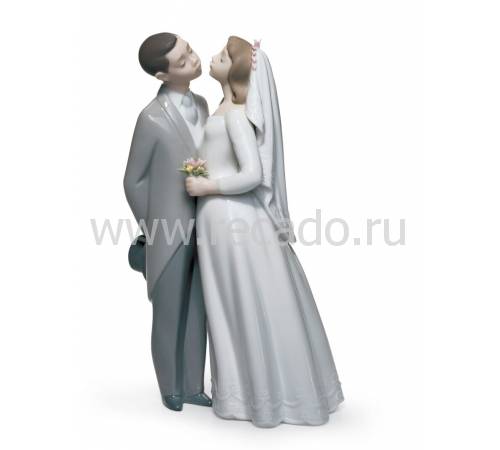 Статуэтка "Поцелуй на память" Lladro 01006620